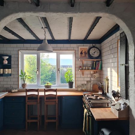 Old Road Cottage Pet Friendly Outdoors Beaches Neath Exterior foto